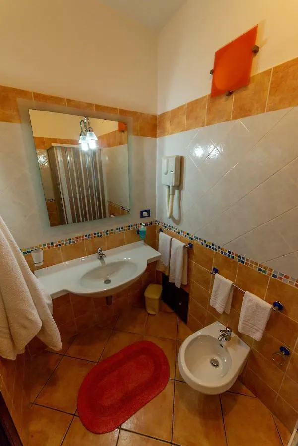 Clelia Case Centro Storico Holiday home Isola di Ustica 0*,